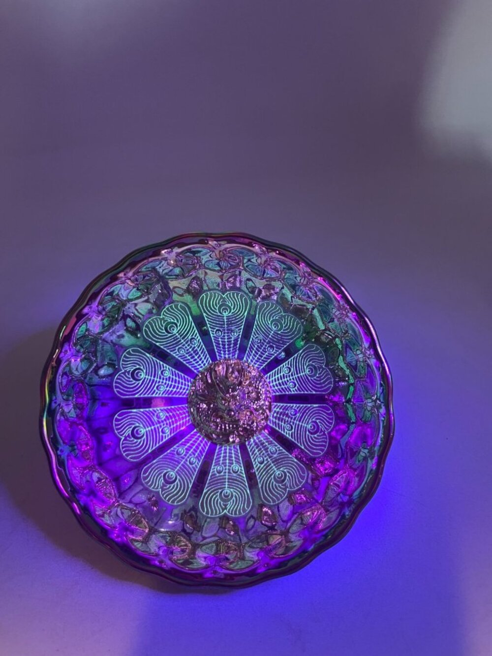 Dragon Motif Iridescent Glass Bowl With Peacock Pattern - Picture 3 of 9